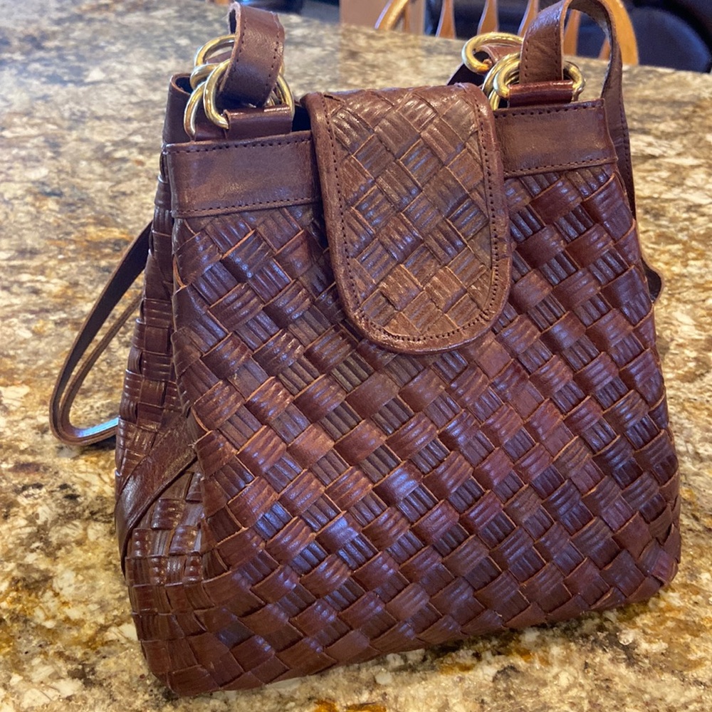 Genuine Leather brown weave purse. Never used